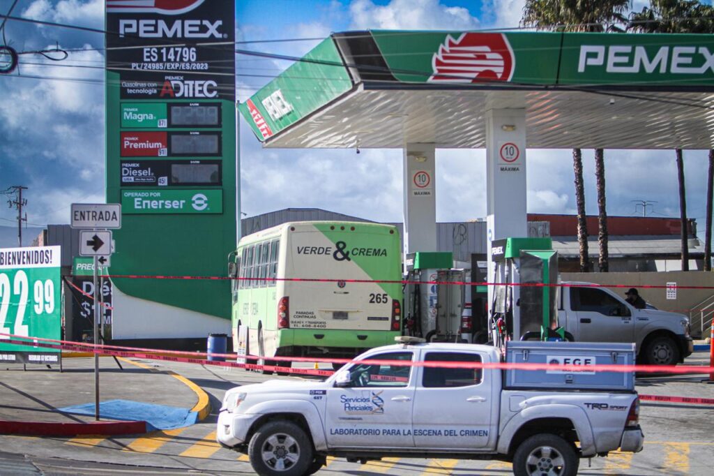 Asesinan a despachador de gasolinera mientras trabajaba
