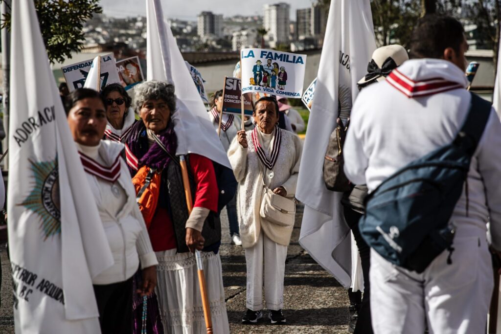 Celebran el XXV aniversario de la marcha por La Vida, la Paz, la Familia y los Migrantes Celebran el XXV aniversario de la marcha por La Vida, la Paz, la Familia y los Migrantes
