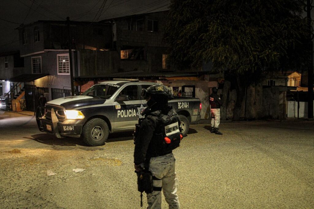 Ataque armado deja dos muertos y dos heridos en colonia Emperadores