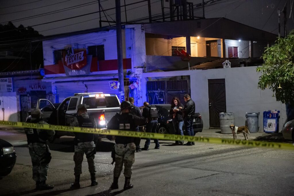 Asesinan a hombre dentro de un vehículo en la colonia Centro Urbano 70-76 Asesinan a hombre dentro de un vehículo en la colonia Centro Urbano 70-76