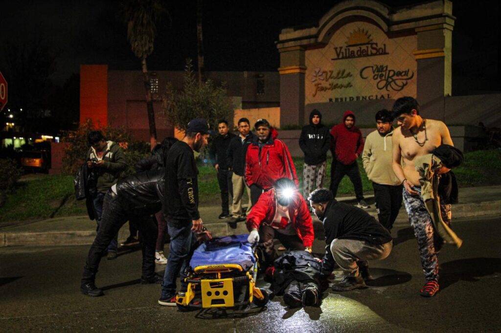 Joven provoca accidente en Villa Fontana; menor de 16 años resulta lesionada