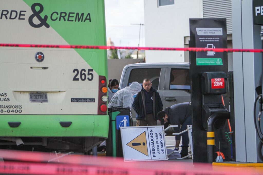 Asesinan a despachador de gasolinera mientras trabajaba