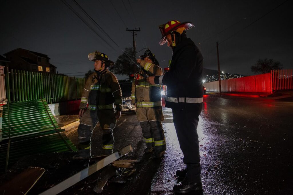 Lluvias y fuertes vientos provocan estragos en Tijuana