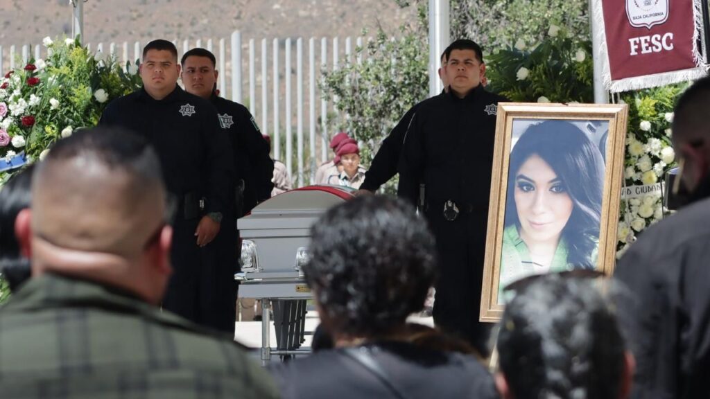 Despiden con honores a Agente Abigail Esparza Reyes