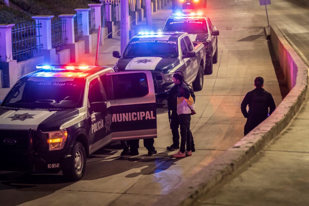 Sujetos desatan persecución tras perpetrar un robo violento