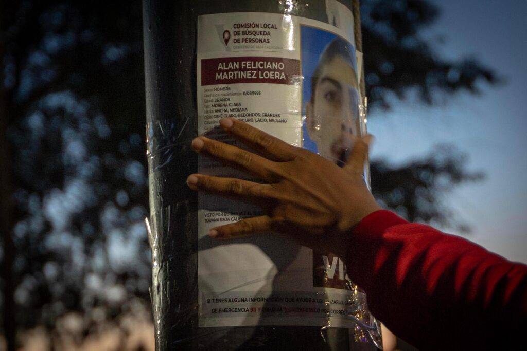 “No hay nada que festejar”: Madres que buscan a sus hijos realizan vigilia en vísperas del 10 de mayo