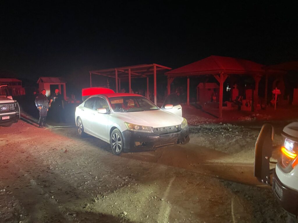 Detienen a cuatro mujeres por robar flores en el panteón