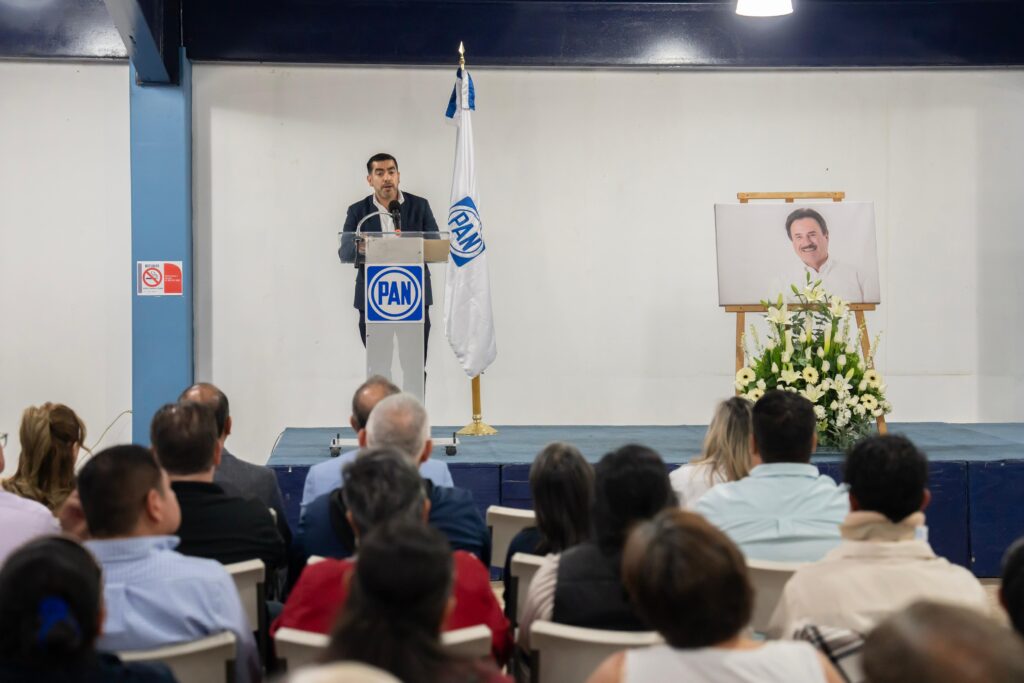 Panistas homenajean a Juan Manuel Gastélum, exalcalde de Tijuana