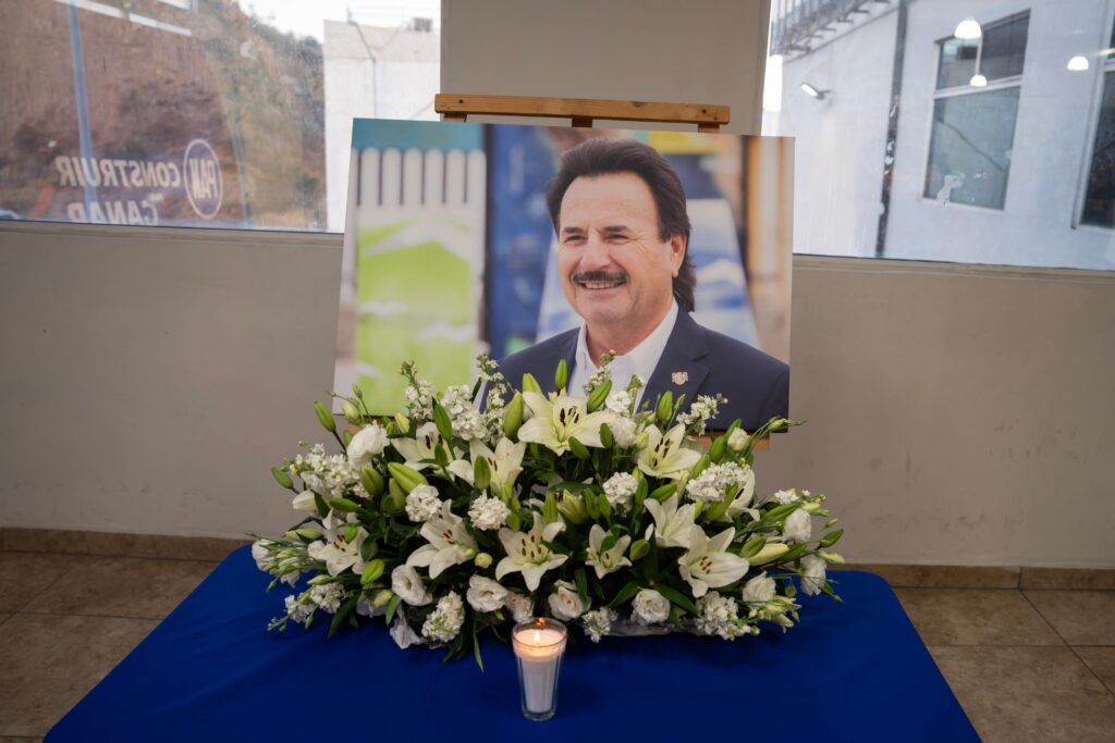 Panistas homenajean a Juan Manuel Gastélum, exalcalde de Tijuana