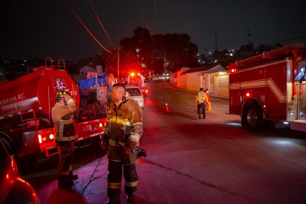 Movilización por aparente conato de incendio en plaza The Landmark