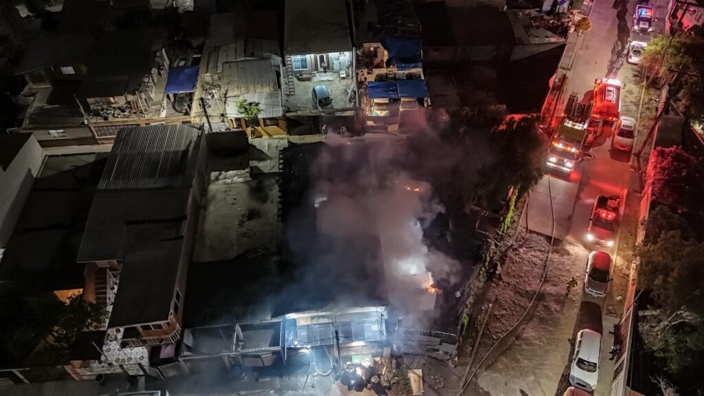 Incendio daña vivienda en la colonia Sánchez Taboada Produtsa