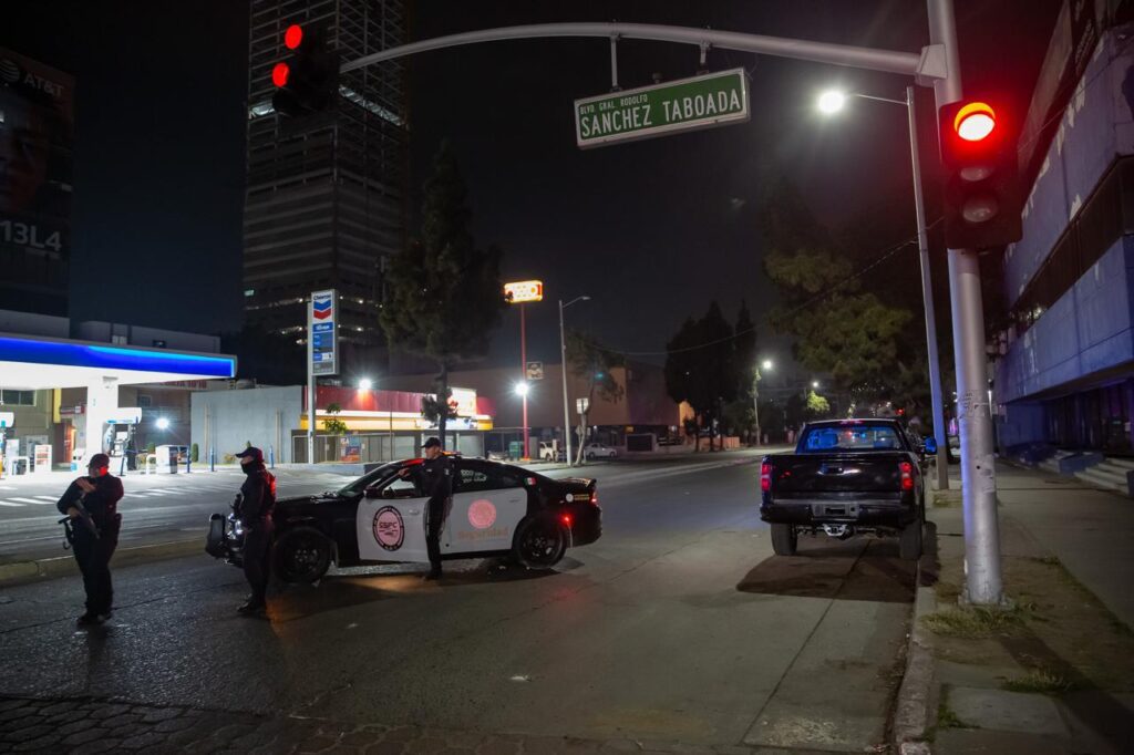 Operativo conjunto deja cinco detenidos y decomiso de arsenal en la colonia Obrera