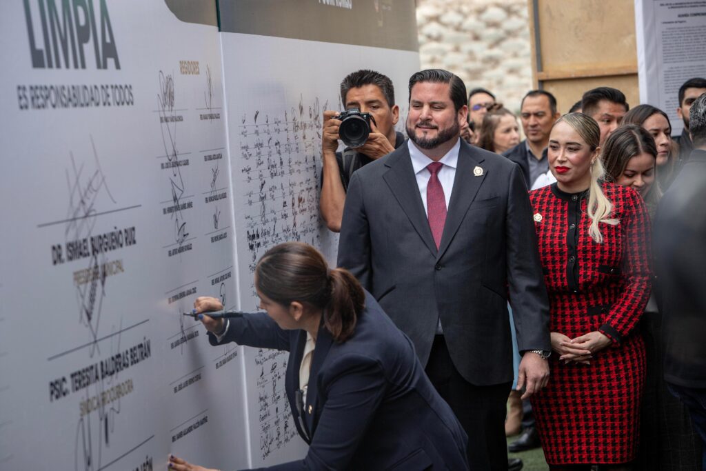 Ayuntamiento de Tijuana y sociedad civil firman la Alianza y Compromiso, Tijuana: Ciudad Limpia
