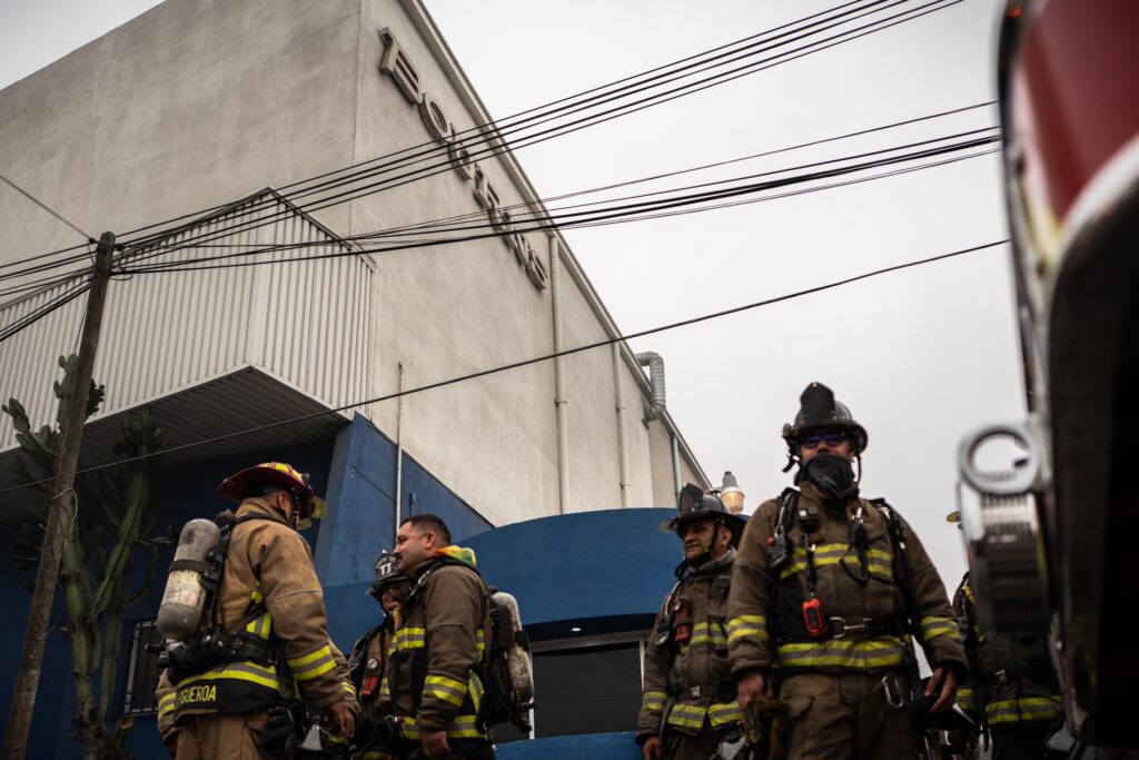 Incendio en empresa Bourns moviliza a cuerpos de emergencia