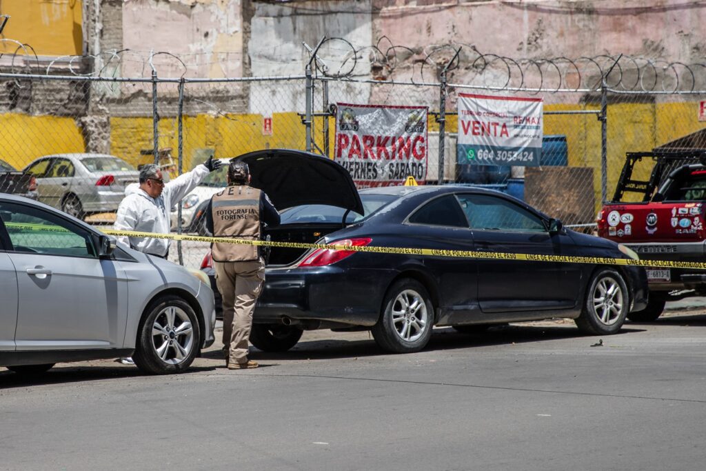 Sujetos armados roban 160 mil pesos a cuentahabiente en la Zona Centro