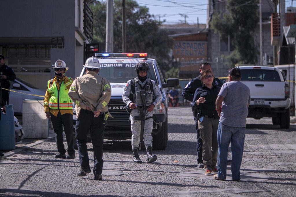 Encuentran a familia sin vida al interior de domicilio por presunta intoxicación