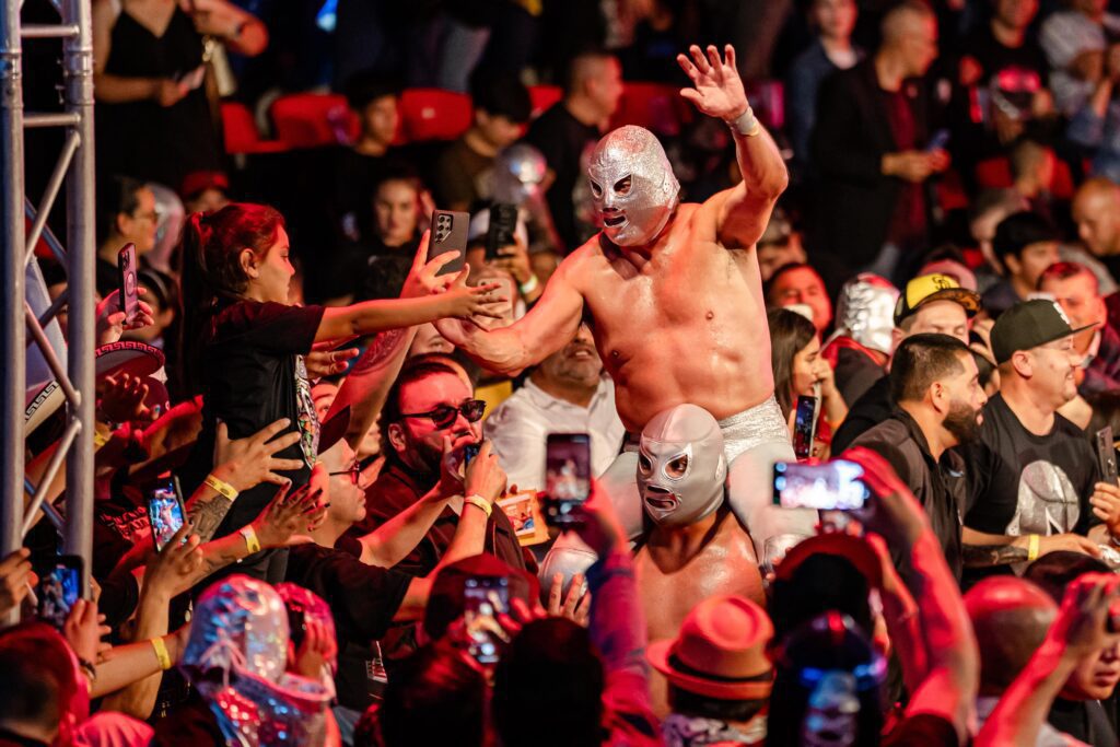 El Hijo del Santo se despide de Tijuana con Auditorio lleno