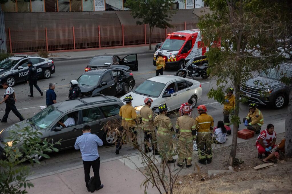 Accidente en la Ready Lane deja tres lesionados leves