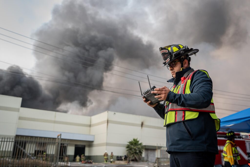 Se incendia almacén de la Secretaría de Salud en el Parque Industrial Nordika