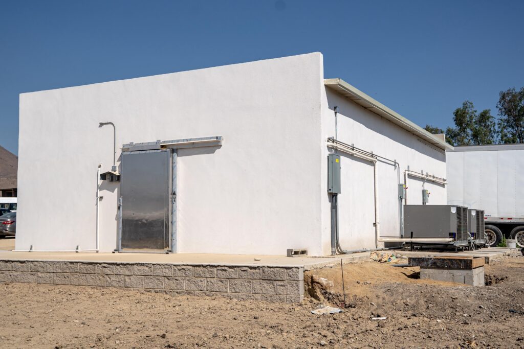 Inauguran en Tijuana nuevo Centro Forense; podrá albergar hasta 8 mil cuerpos no reclamados