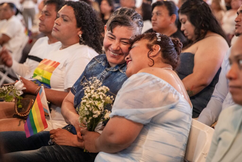 Tijuana celebró sus primeras bodas colectivas de la comunidad LGBTTTIQ+