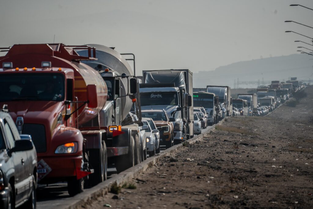Hallan restos de dos mujeres en la carretera libre Tijuana-Tecate
