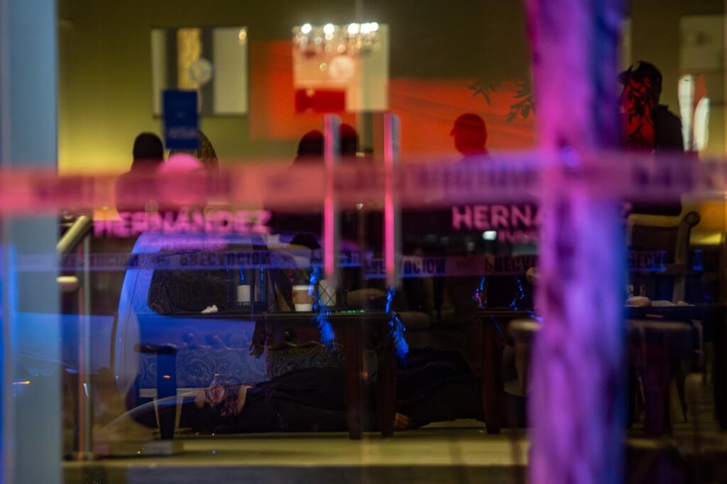 Asesinan a hombre durante el velorio de su madre