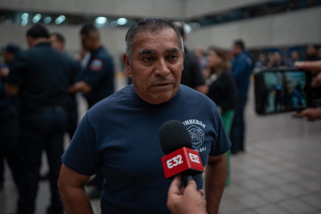 Bomberos sindicalizados exigen mejores condiciones laborales en Tijuana