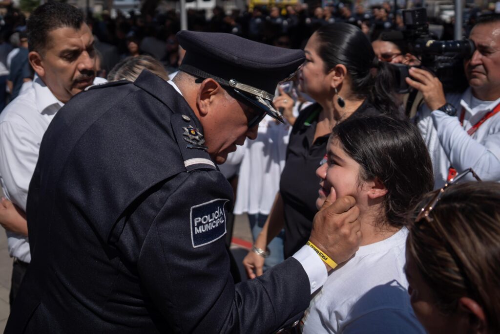 Despiden con Honores al Subcomandante de la Policía Municipal de Mexicali asesinado Despiden con Honores al Subcomandante de la Policía Municipal de Mexicali asesinado