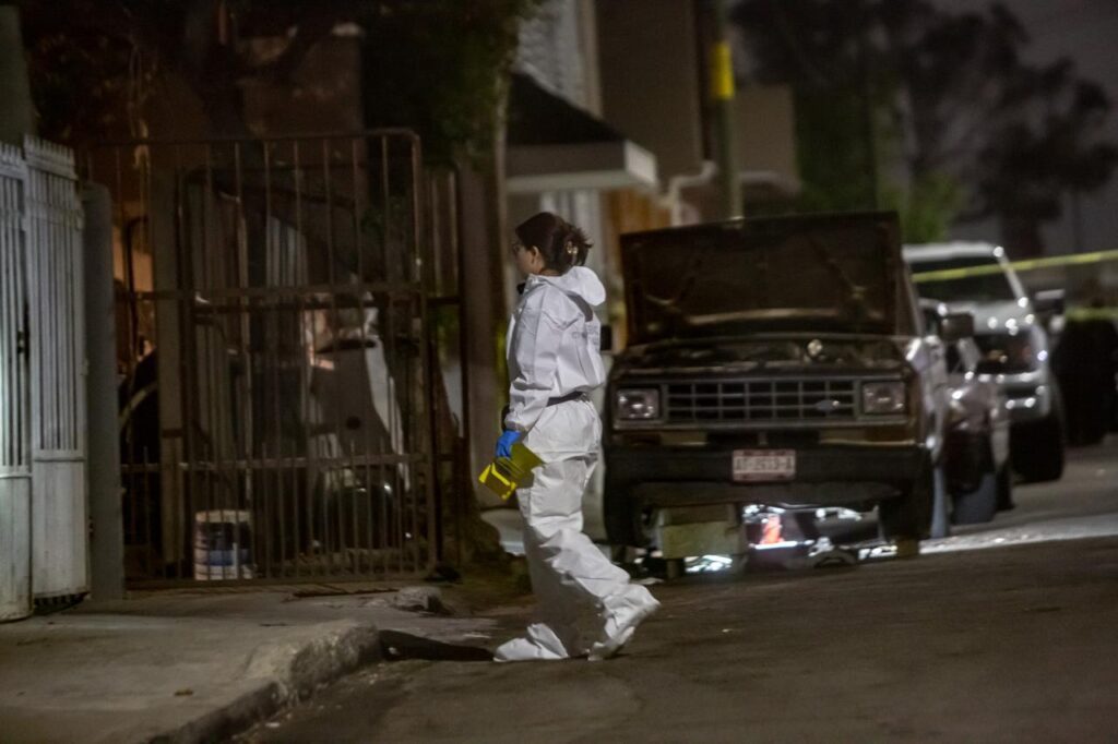 Ataque armado en taller mecánico deja un muerto y un herido grave