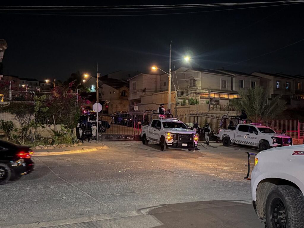 Policías federales son atacados en Urbi Quinta Marsella