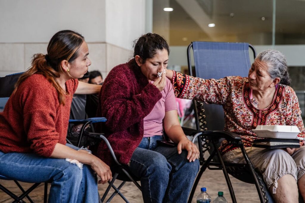 Familia de abuelita y nietos atropellados exigen justicia; esperan milagro por grave estado de salud de la niña Familia de abuelita y nietos atropellados exigen justicia; esperan milagro por grave estado de salud de la niña