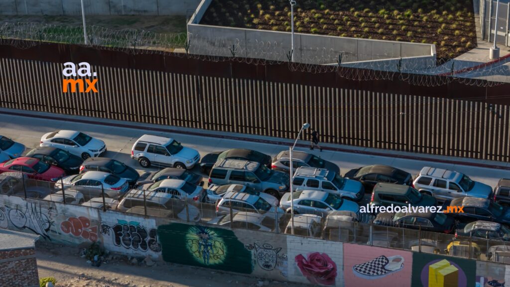 Cientos de automoviles irían a subasta tras ser decomisados por Aduana Mexicana en Tijuana