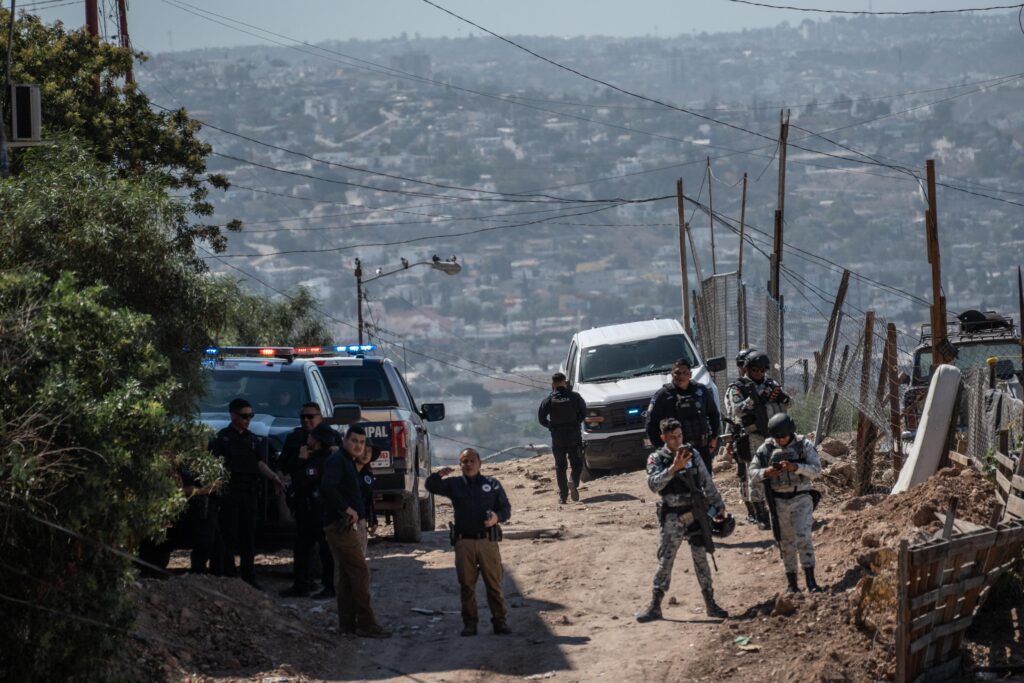 Dos hombres mueren en ataque armado en la colonia Mirador Capistrano Dos hombres mueren en ataque armado en la colonia Mirador Capistrano