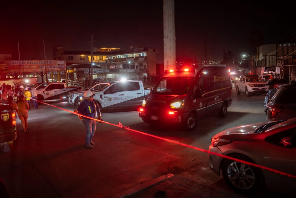 Evacuan a decenas de familias en Lomas de Matamoros por fuga en ducto de gas