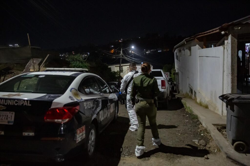Localizan cadáver descuartizado dentro de bolsas negras en un domicilio