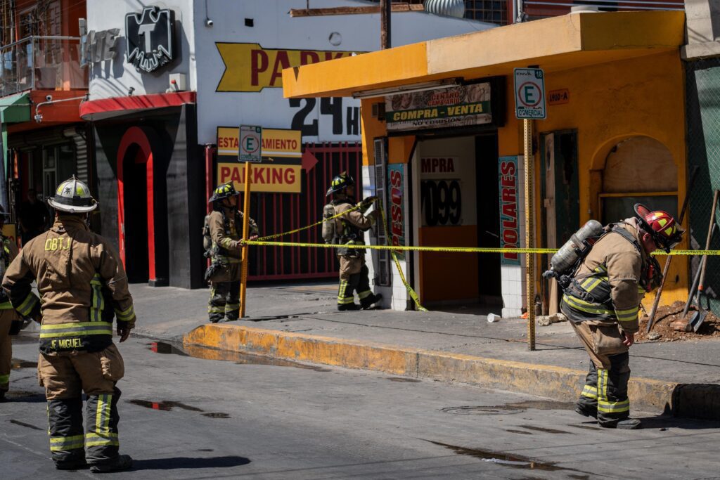 Bomberos controlan fuga de gas en la Zona Centro