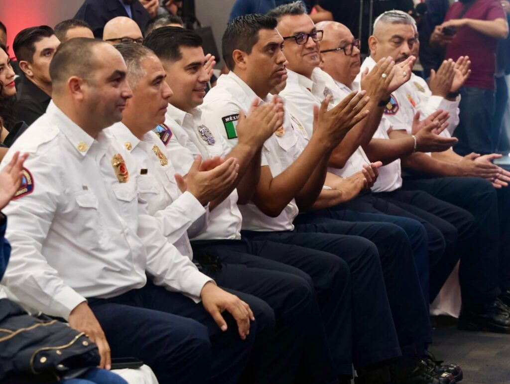 Inaugura Ismael Burgueño 4to.Congreso Internacional de Bomberos de Tijuana