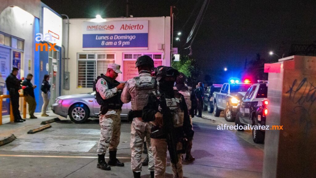 Menor de 14 años llega baleado a farmacia en Tijuana