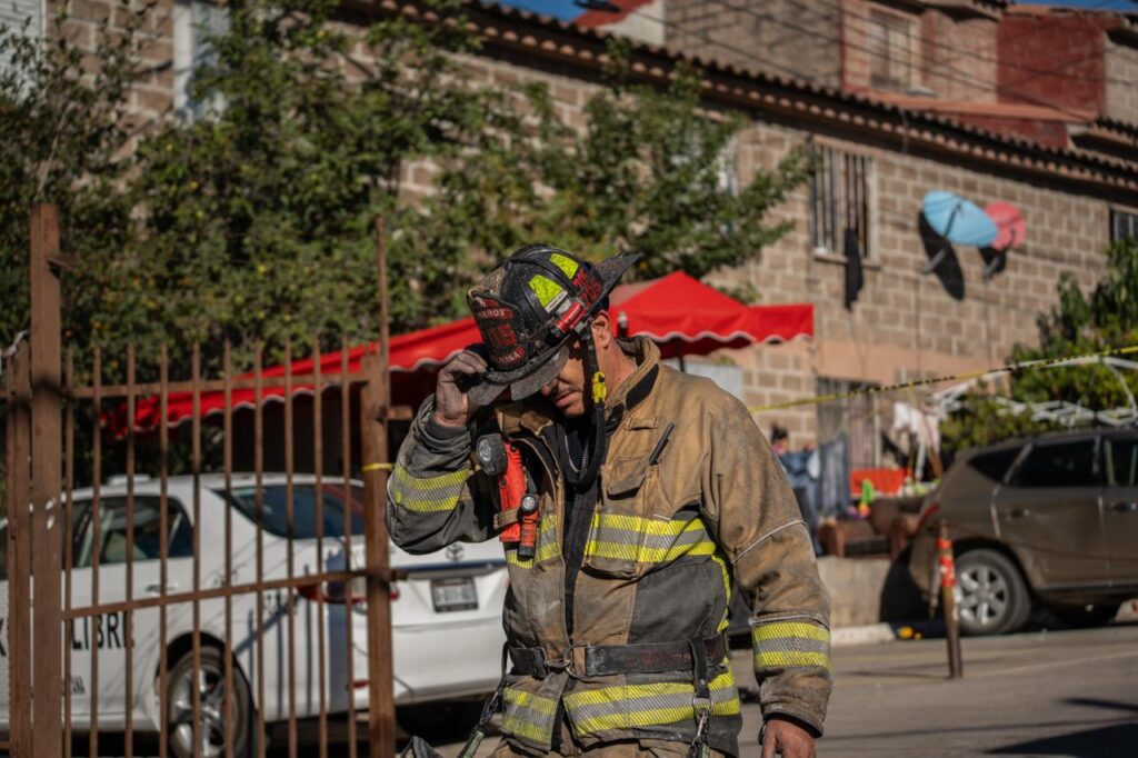 Mueren una persona y un perrito en incendio en Pórticos de Santa Fe Mueren una persona y un perrito en incendio en Pórticos de Santa Fe