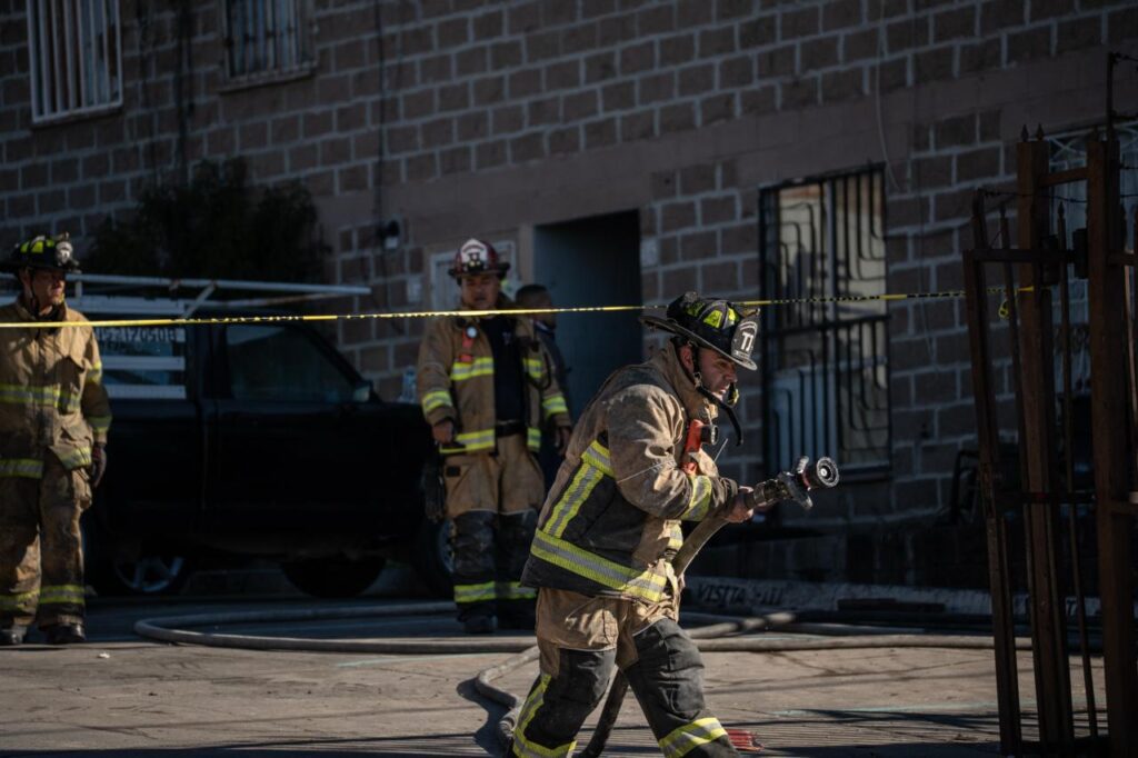 Mueren una persona y un perrito en incendio en Pórticos de Santa Fe Mueren una persona y un perrito en incendio en Pórticos de Santa Fe