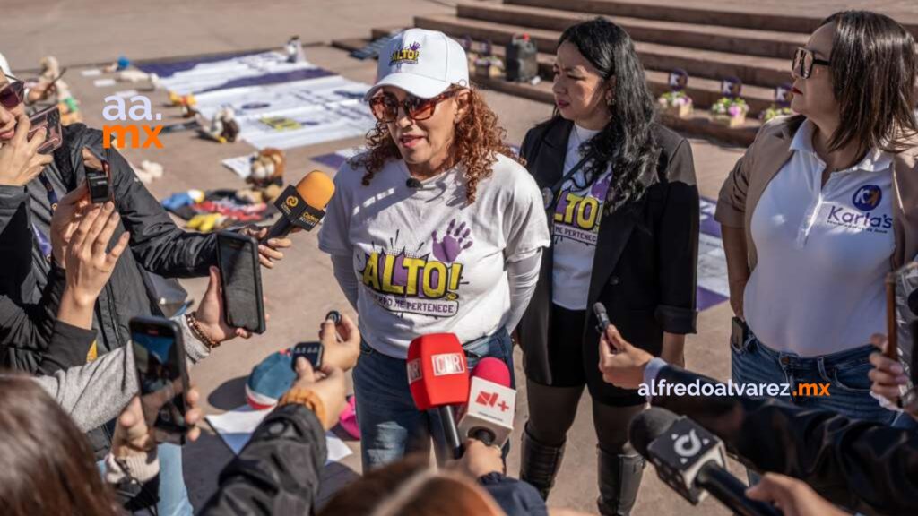 Fundación coloca peluches y mensajes en el CECUT para visibilizar el abuso sexual infantil