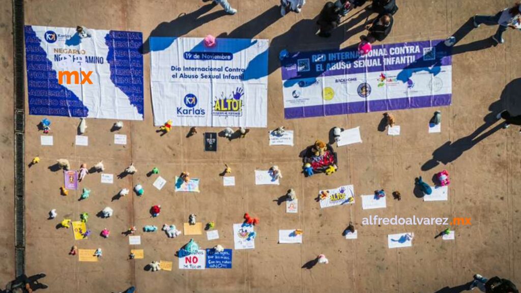 Fundación coloca peluches y mensajes en el CECUT para visibilizar el abuso sexual infantil