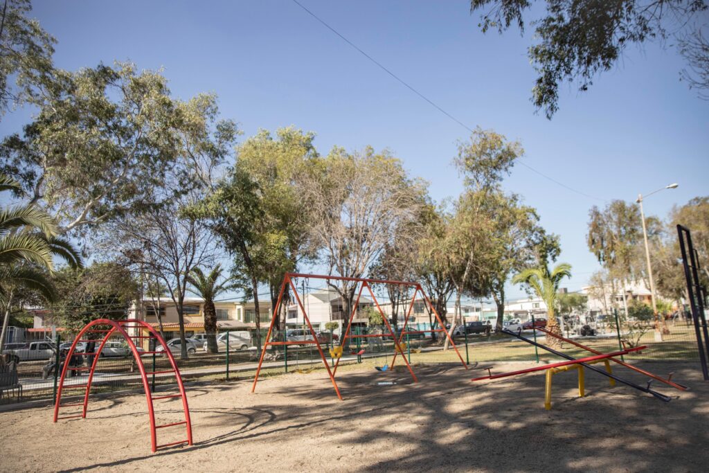 Supervisa Ismael Burgueño avance en rehabilitación del Parque Otay I