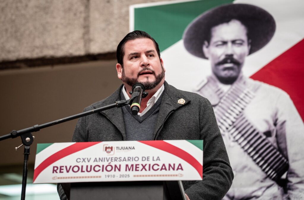 Preside Ismael Burgueño acto cívico y desfile por el 115 Aniversario de la Revolución Mexicana Preside Ismael Burgueño acto cívico y desfile por el 115 Aniversario de la Revolución Mexicana