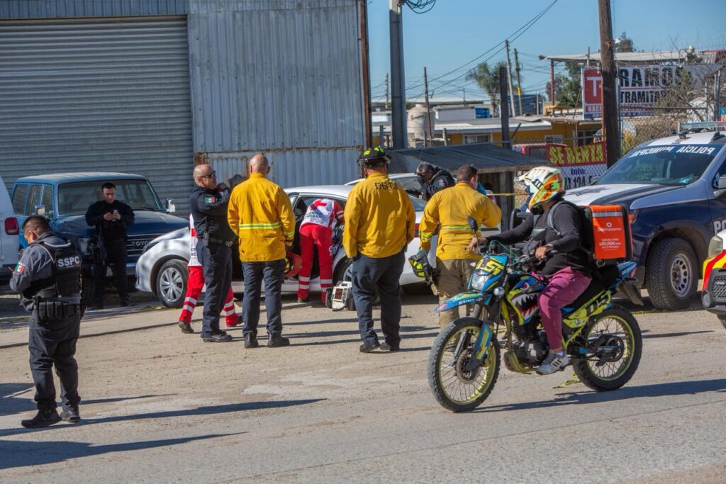 Ataque armado a taxi del Aeropuerto en Otay deja un muerto y un herido