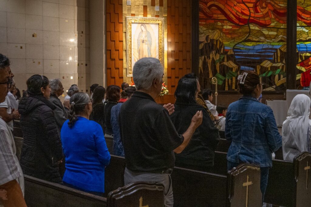 Misa por el Arzobispo Francisco Moreno Barrón reúne a la comunidad en Tijuana Misa por el Arzobispo Francisco Moreno Barrón reúne a la comunidad en Tijuana