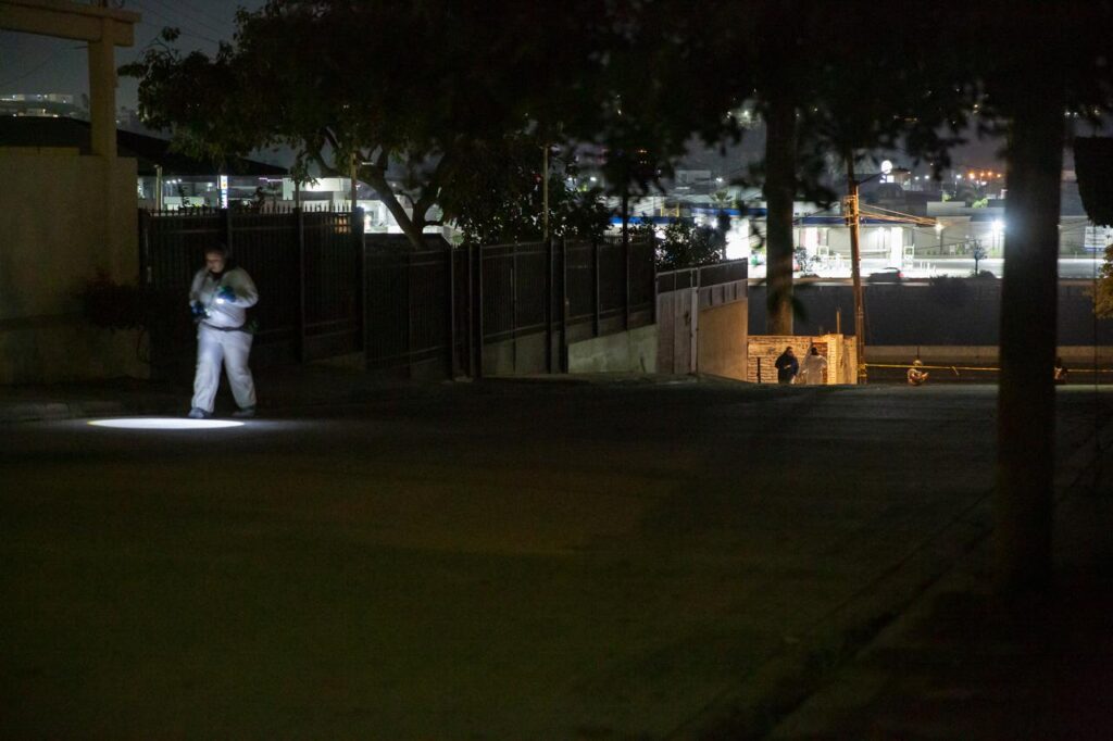 Hombre muere frente a base de la Guardia Nacional en Tijuana Hombre muere frente a base de la Guardia Nacional en Tijuana