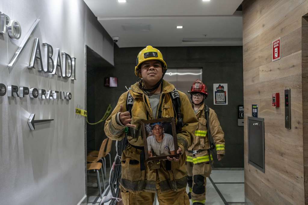 Reto 30 de Bomberos de Tijuana reúne a más de 800 participantes