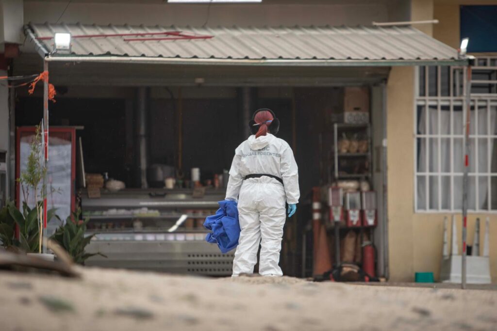 Mujer pide auxilio en tortillería de El Laurel y muere; FGE investiga